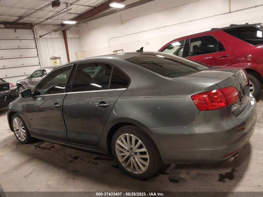 2014 VOLKSWAGEN JETTA SEDAN TDI W/PREMIUM/NAV - 3VWLL7AJ2EM323357