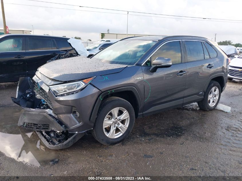 2021 TOYOTA RAV4 XLE - 4T3RWRFV3MU046985