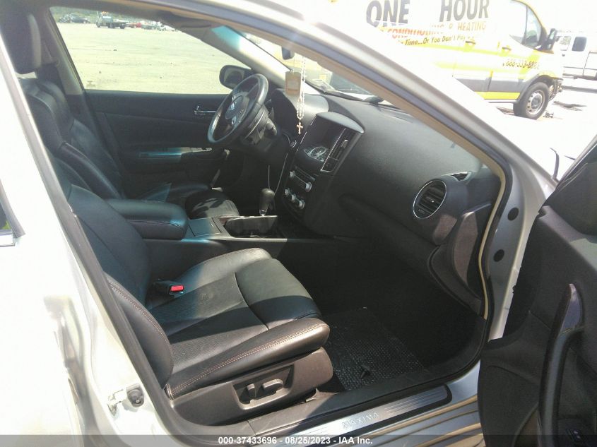 2013 NISSAN MAXIMA 3.5 SV W/PREMIUM PKG - 1N4AA5AP4DC809697