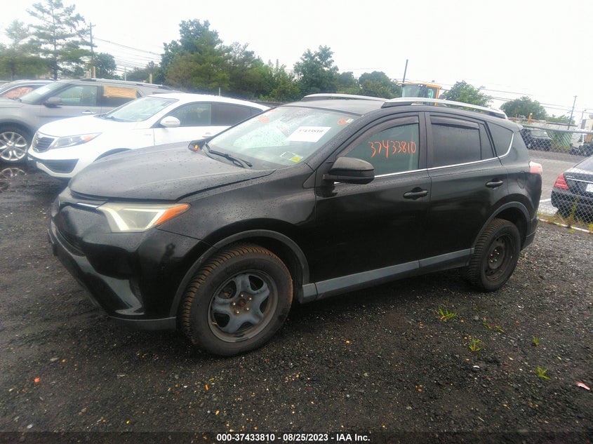VIN 2T3BFREV5HW569028 2017 TOYOTA RAV4 LE