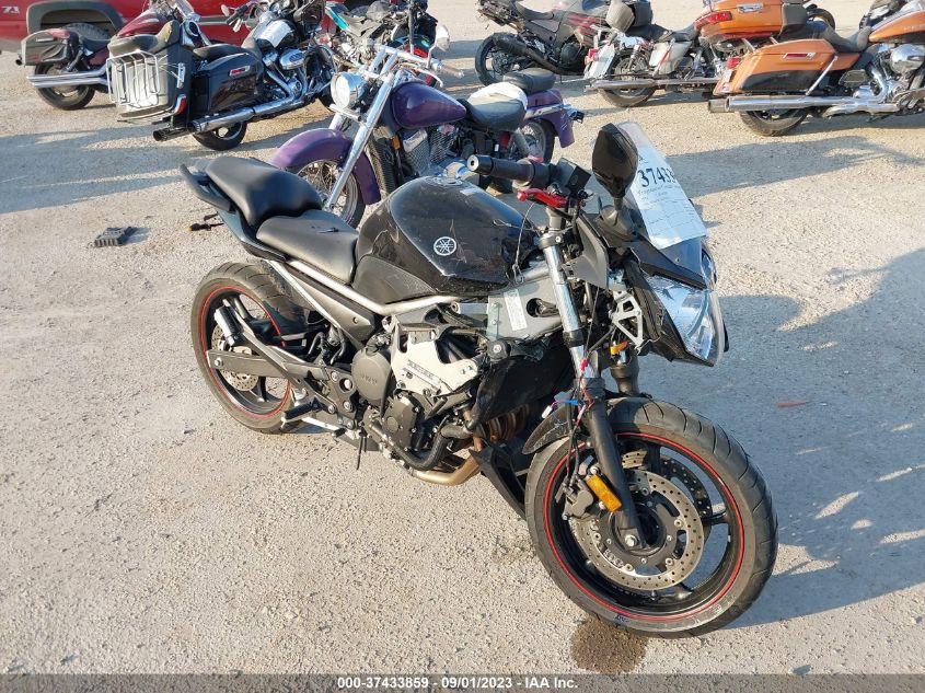 2014 YAMAHA FZ6 R - JYARJ18E2EA013162