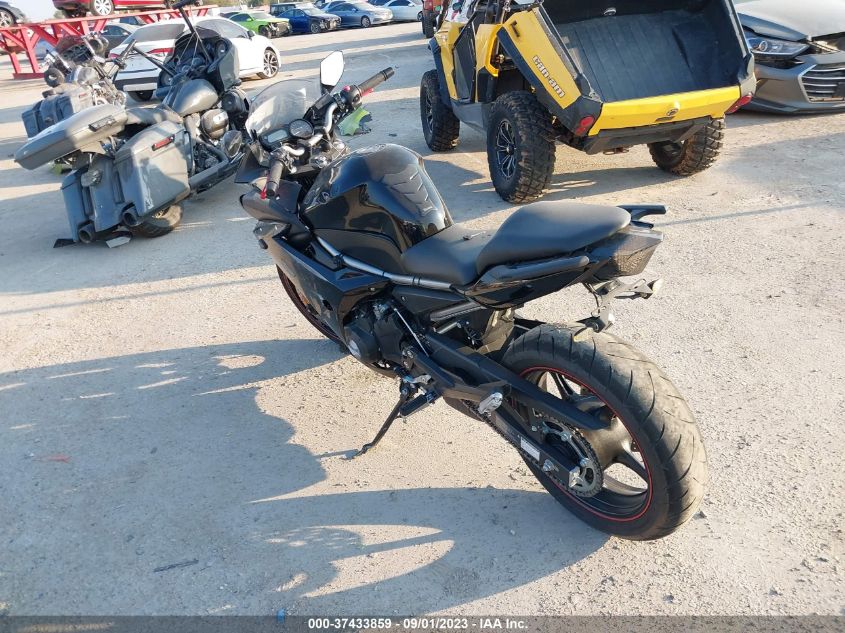 2014 YAMAHA FZ6 R - JYARJ18E2EA013162