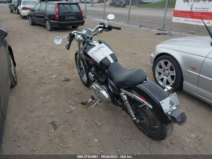 2009 HARLEY-DAVIDSON XL1200 C - 1HD1CT3129K402183