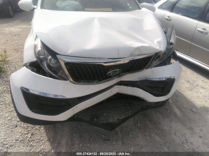 2016 KIA SPORTAGE LX - KNDPBCAC4G7870242
