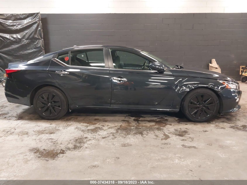 VIN 1N4BL4DV2NN330249 2022 NISSAN ALTIMA 2.5 SV
