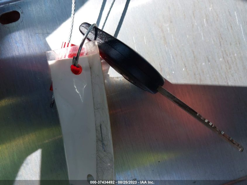 2019 NISSAN VERSA 1.6 SV - 3N1CN7AP3KL813425