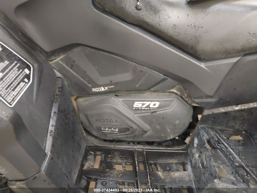2021 CAN-AM OUTLANDER MAX XT 570 - 3JBLPAT47MJ002090