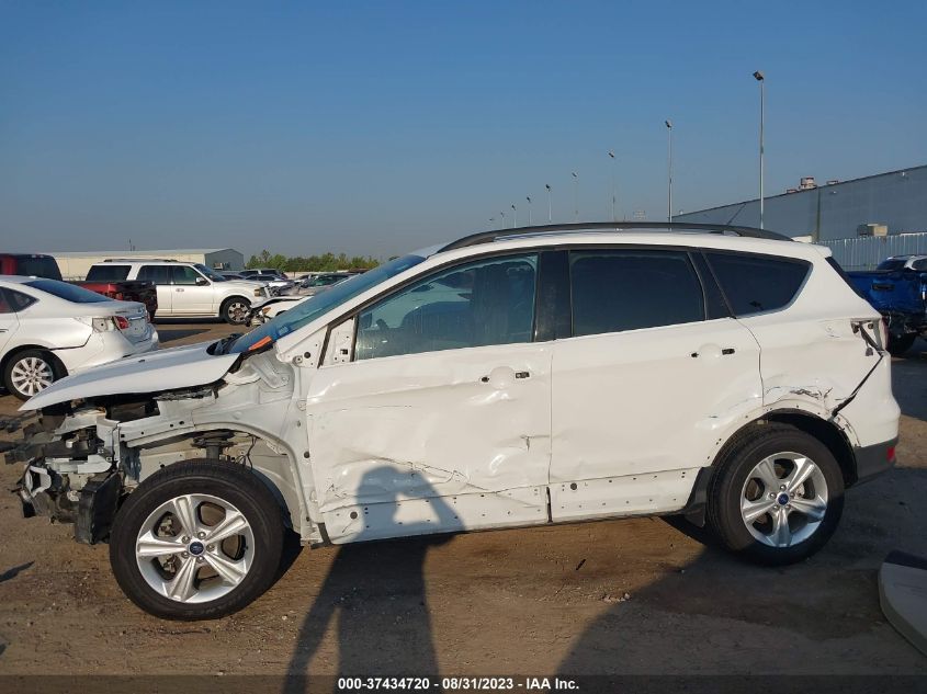 2015 FORD ESCAPE SE - 1FMCU0G95FUB82586