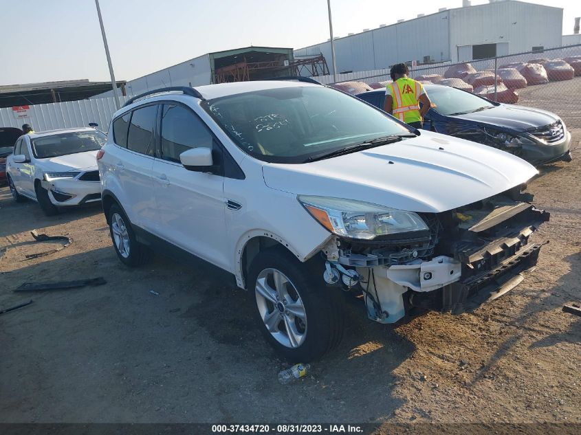 2015 FORD ESCAPE SE - 1FMCU0G95FUB82586