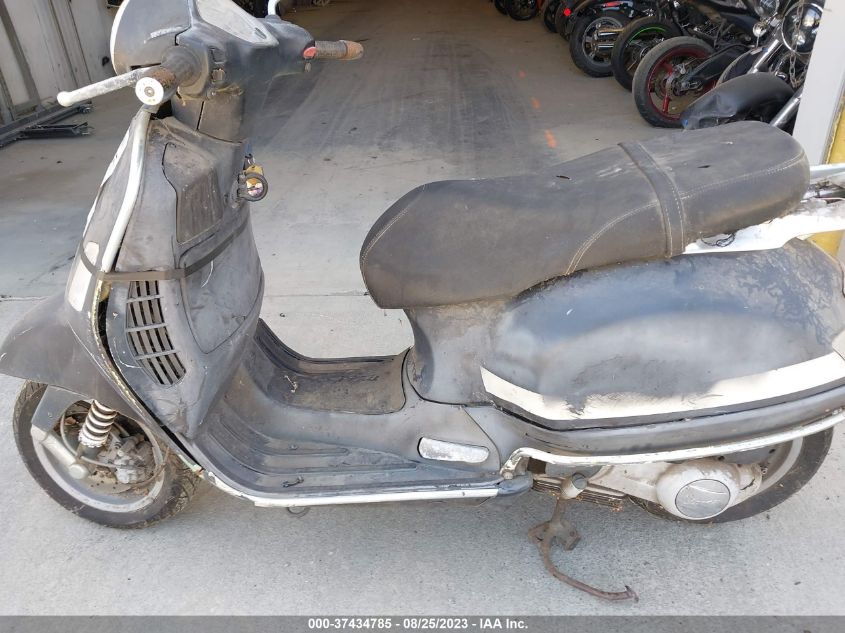 2005 VESPA GRANTURISMO 200 ZAPM319K255004031