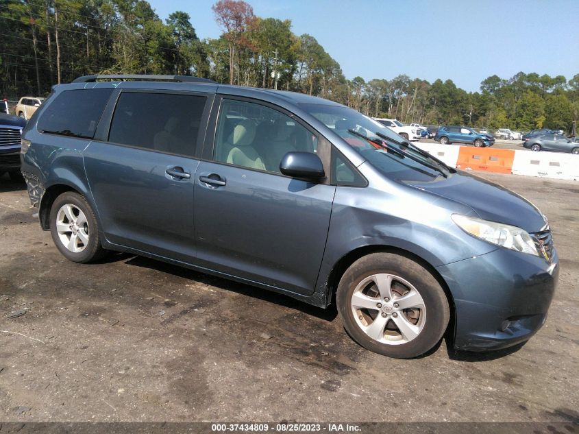 2016 TOYOTA SIENNA LE - 5TDKK3DC8GS721604