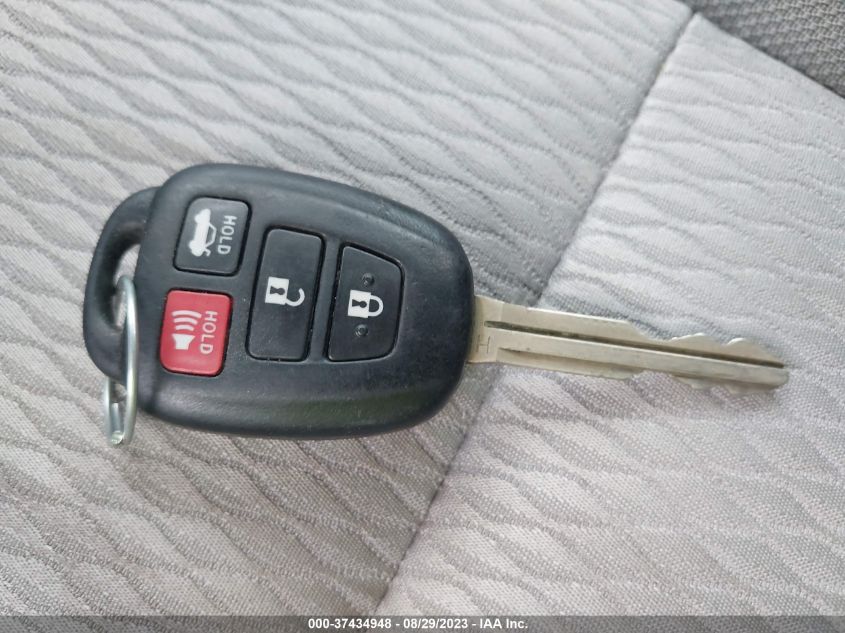2014 TOYOTA COROLLA LE - 2T1BURHE2EC038084
