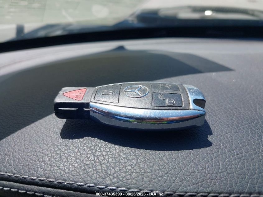 2015 MERCEDES-BENZ C-CLASS C 300 - 55SWF4KB6FU040803