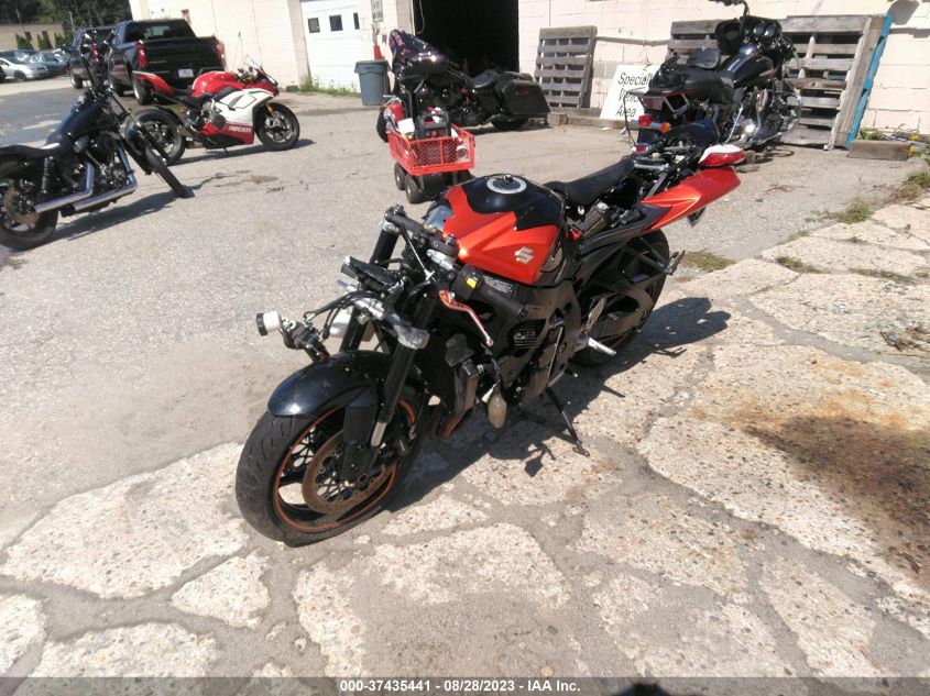 2009 SUZUKI GSX-R750 - JS1GR7LA492102673