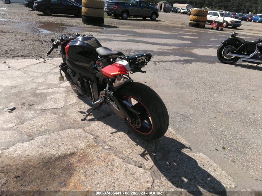 2009 SUZUKI GSX-R750 - JS1GR7LA492102673