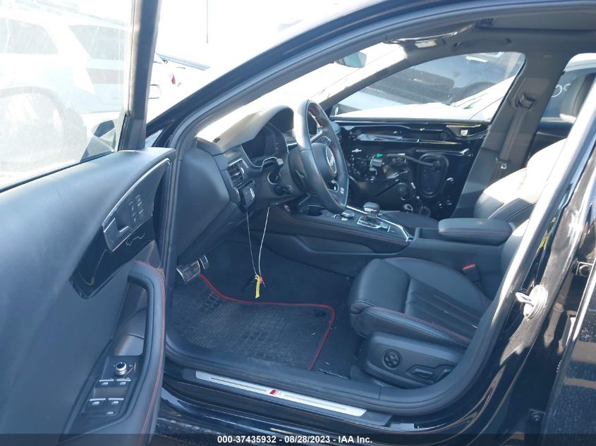 2018 AUDI A4 PREMIUM PLUS - WAUENAF43JA055171