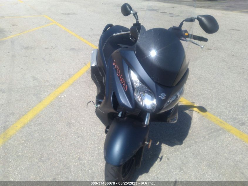 2022 SUZUKI UH200 MLCCH41A4N1600562