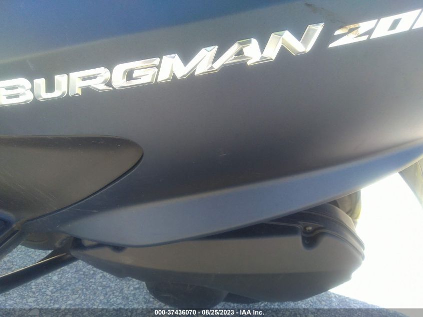 2022 SUZUKI UH200 MLCCH41A4N1600562