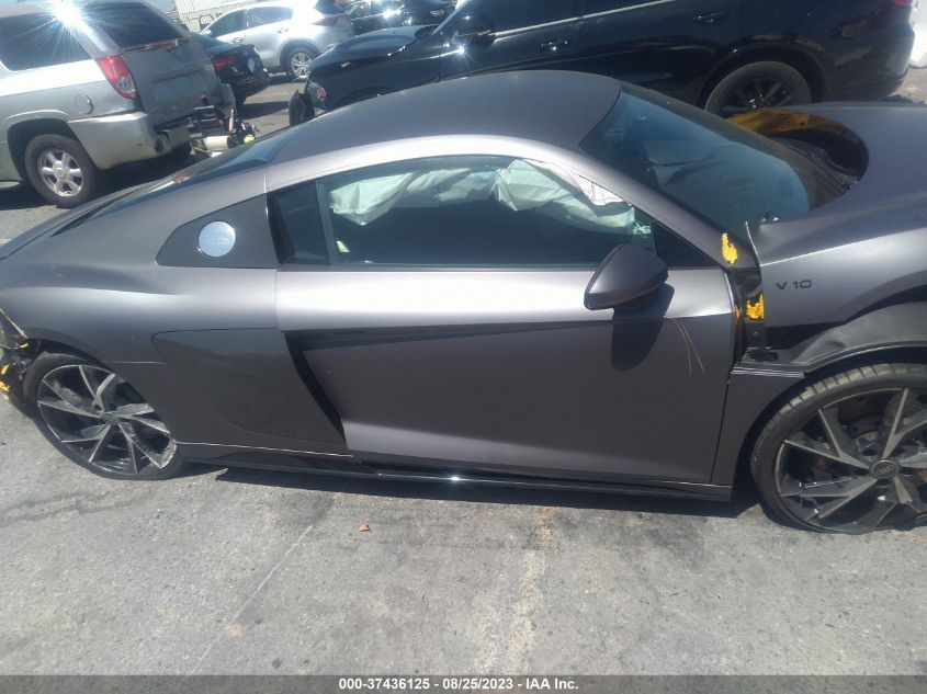 2021 AUDI R8 COUPE V10 - WUABAAFX0M7900798