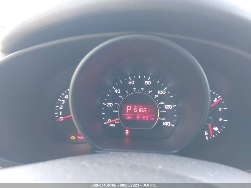 2015 KIA SOUL + - KNDJP3A52F7798108