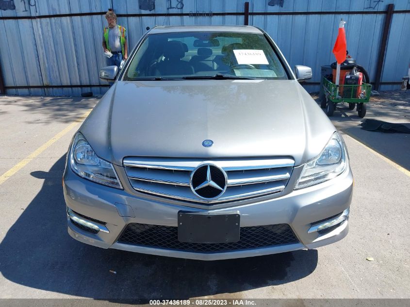 WDDGF4HB1DA850199 2013 MERCEDES-BENZ C-CLASS, photo no. 12