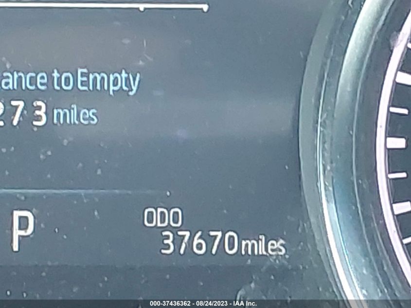 2020 TOYOTA CAMRY XLE - 4T1F11BK8LU005094