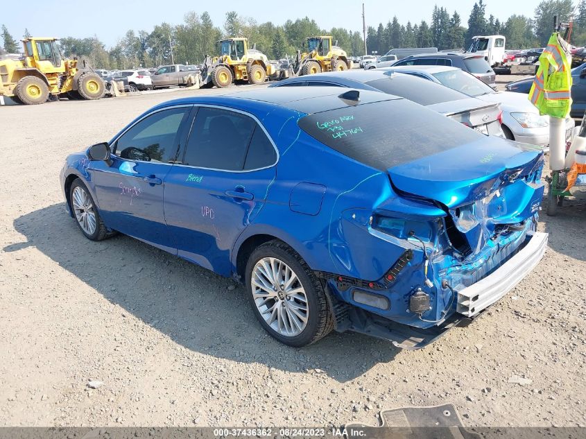 2020 TOYOTA CAMRY XLE - 4T1F11BK8LU005094