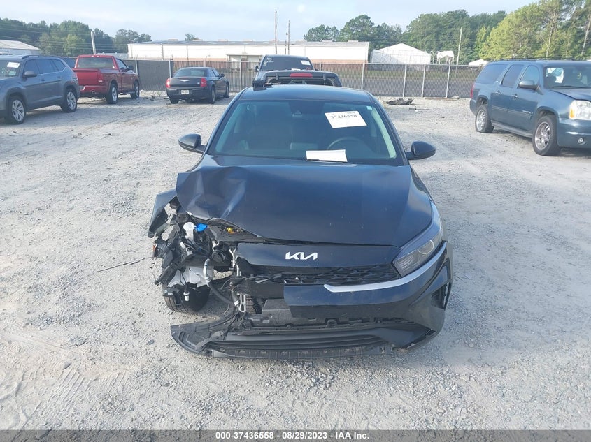 VIN 3KPF24AD1PE566067 2023 KIA FORTE LX