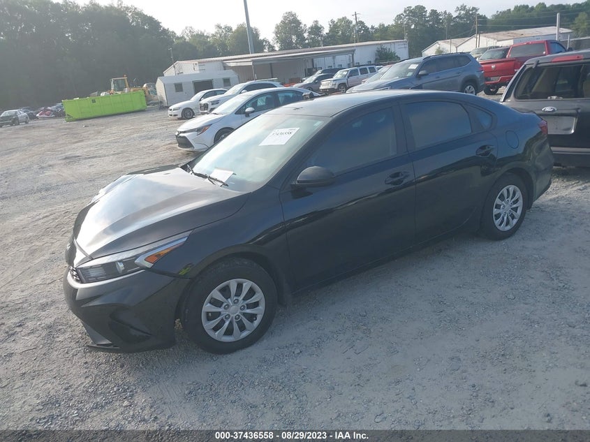 VIN 3KPF24AD1PE566067 2023 KIA FORTE LX