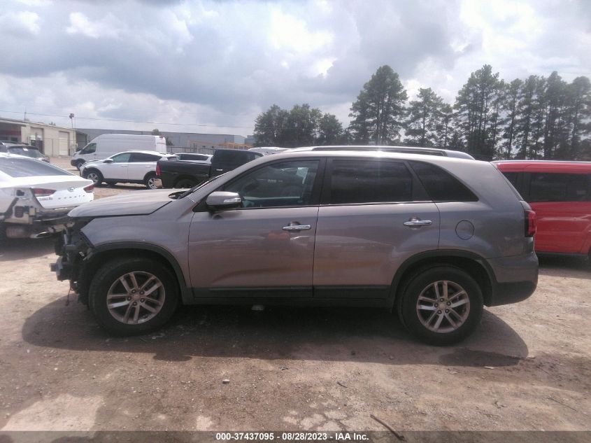 2014 KIA SORENTO LX - 5XYKT3A64EG506260