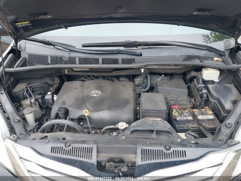 2017 TOYOTA SIENNA XLE/LIMITED - 5TDYZ3DC6HS845734