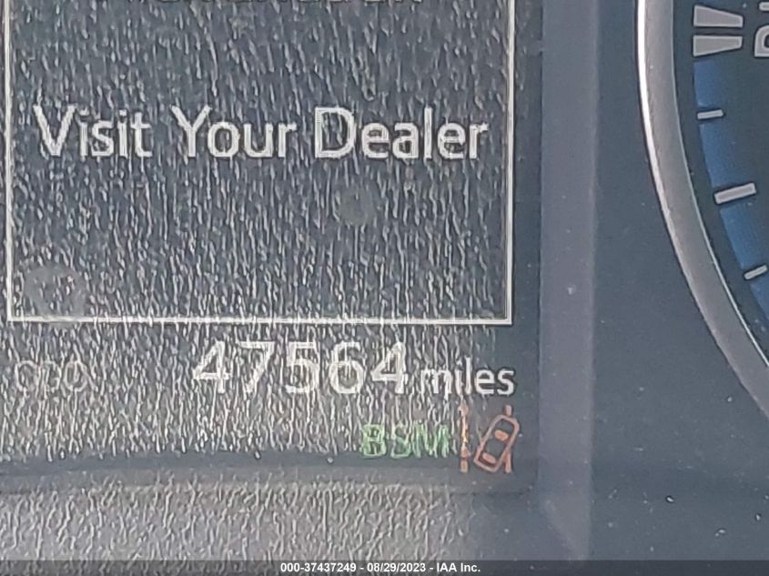2018 TOYOTA RAV4 XLE/ADVENTURE - 2T3RFREV7JW696125