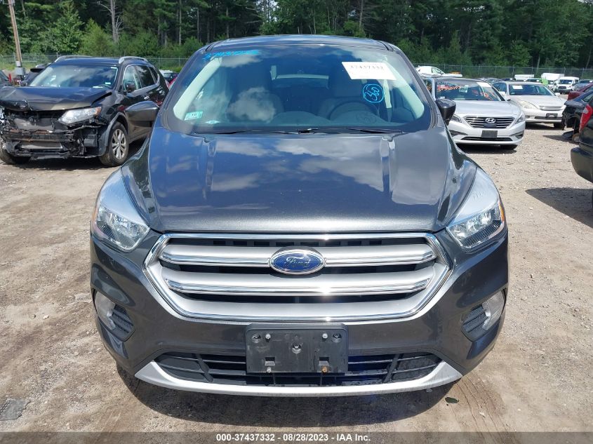 2017 FORD ESCAPE SE - 1FMCU9GD3HUA01884
