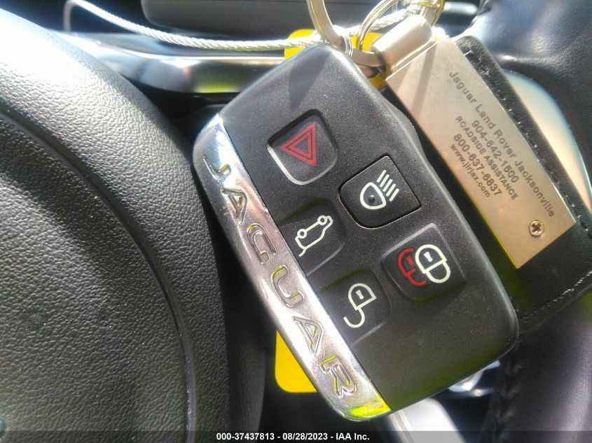 2019 JAGUAR F-PACE S - SADCM2FVXKA615477