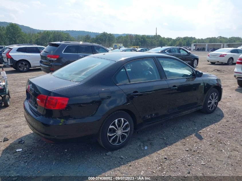 2013 VOLKSWAGEN JETTA SEDAN BASE/S/S W/SUNROOF - 3VW2K7AJ3DM310646