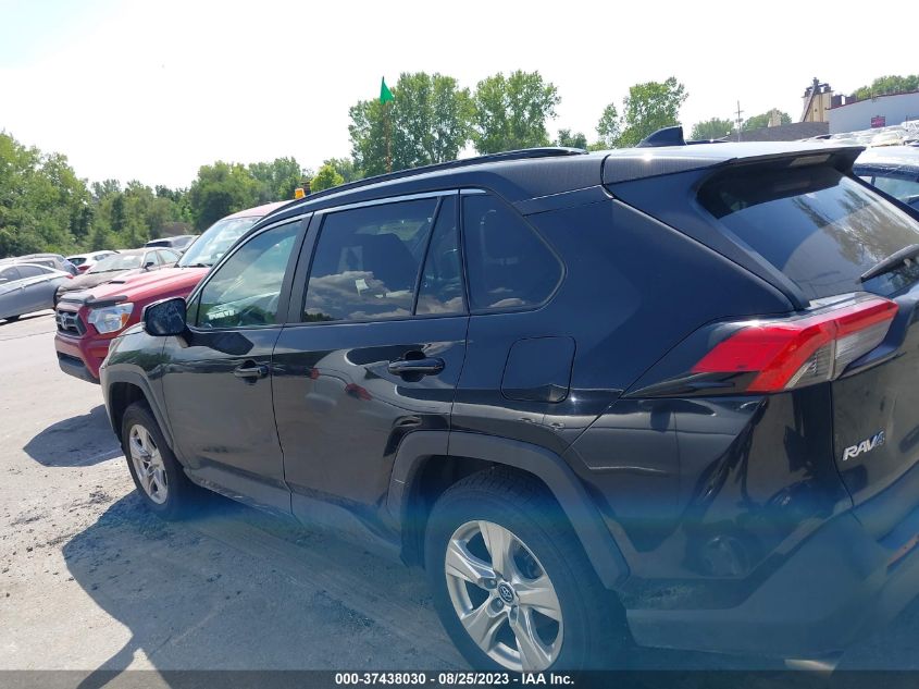 2021 TOYOTA RAV4 XLE - 2T3P1RFV0MC157632