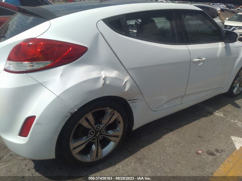 2013 HYUNDAI VELOSTER W/GRAY INT - KMHTC6AD9DU120897