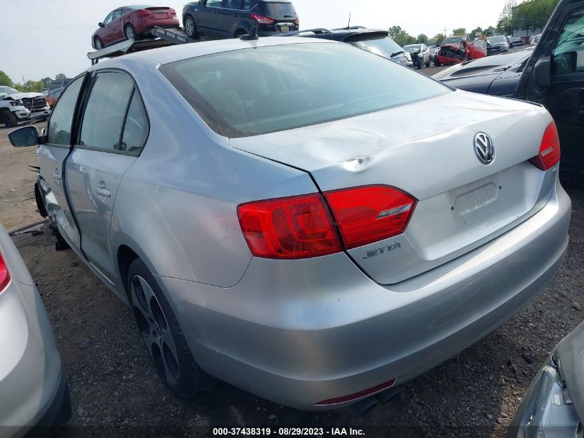 2014 VOLKSWAGEN JETTA SEDAN SE - 3VWD17AJ0EM262200