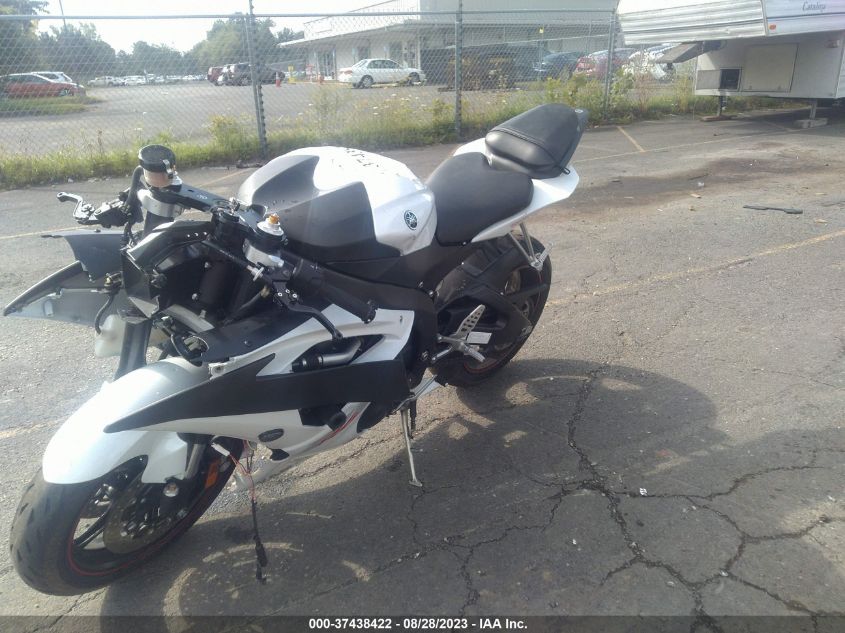 2009 YAMAHA YZFR6 - JYARJ16E29A017771