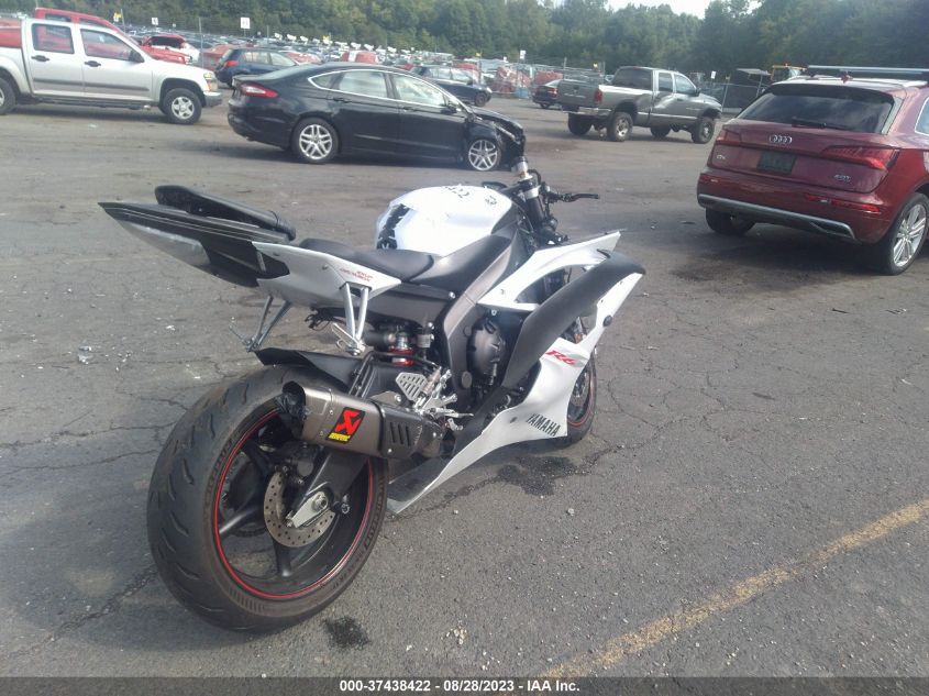 2009 YAMAHA YZFR6 - JYARJ16E29A017771