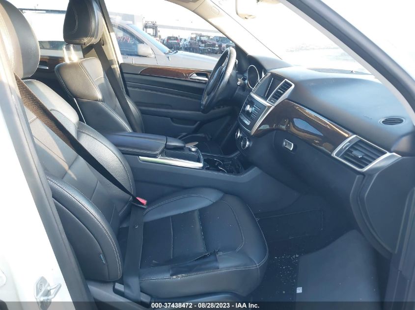 2013 MERCEDES-BENZ M-CLASS ML 350 - 4JGDA5JB5DA203117