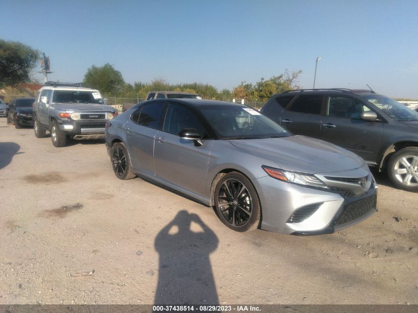 2018 TOYOTA CAMRY XSE - 4T1B61HK8JU047320