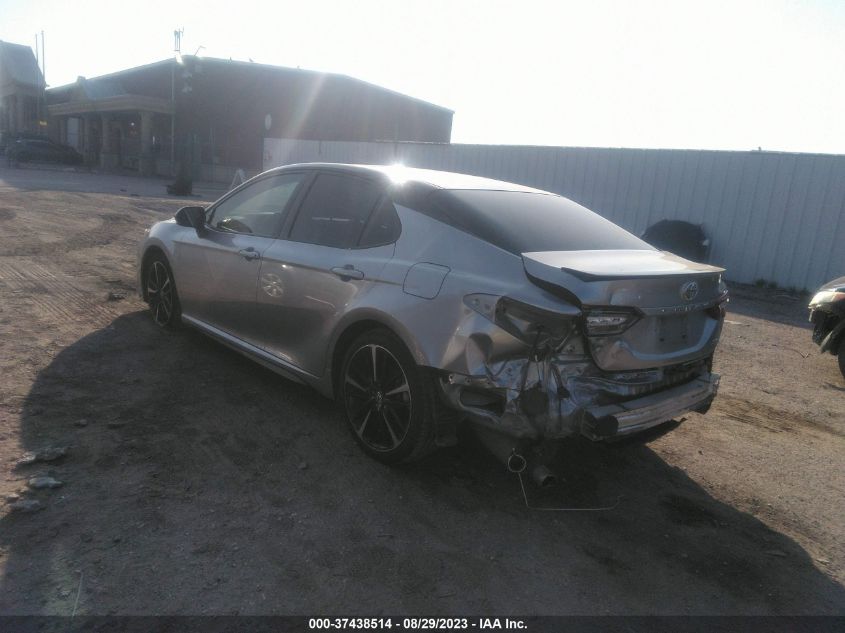 2018 TOYOTA CAMRY XSE - 4T1B61HK8JU047320