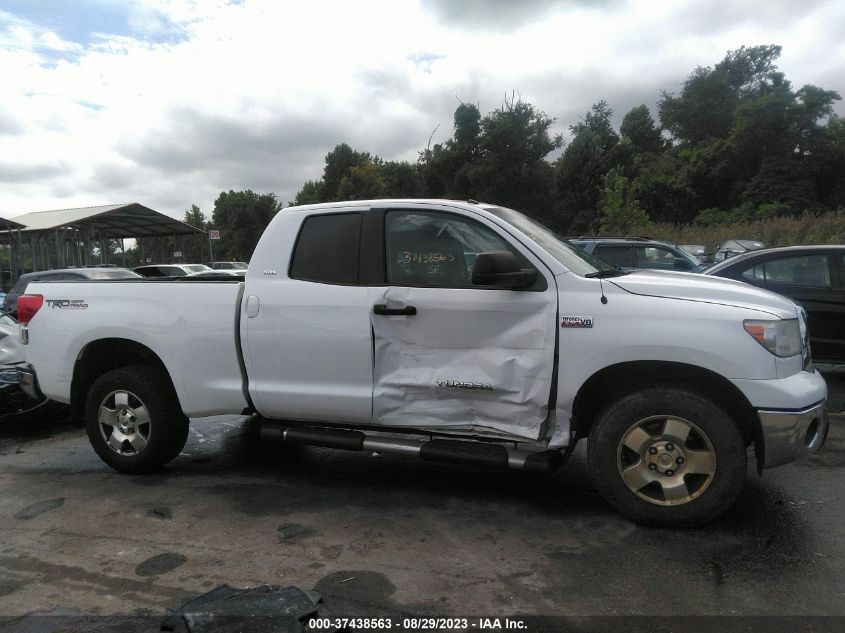 2013 TOYOTA TUNDRA 4WD TRUCK - 5TFUY5F1XDX303176