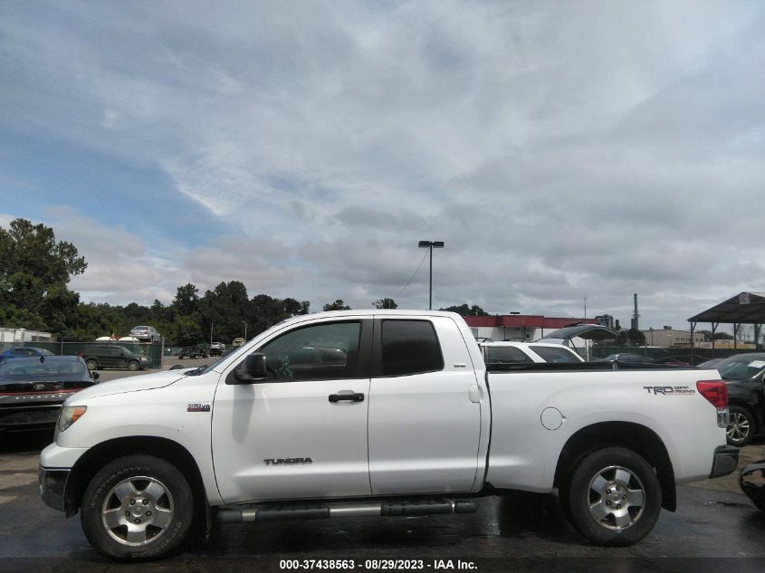 2013 TOYOTA TUNDRA 4WD TRUCK - 5TFUY5F1XDX303176