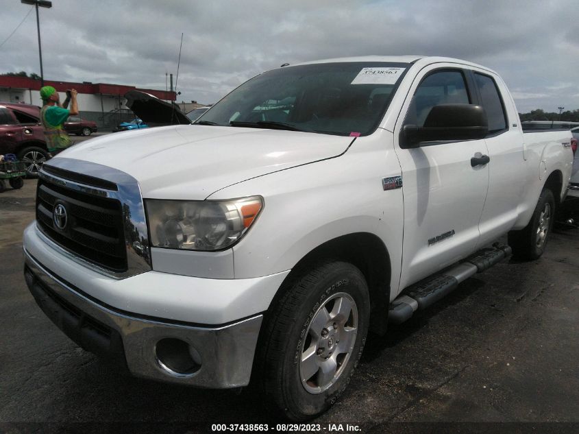 2013 TOYOTA TUNDRA 4WD TRUCK - 5TFUY5F1XDX303176