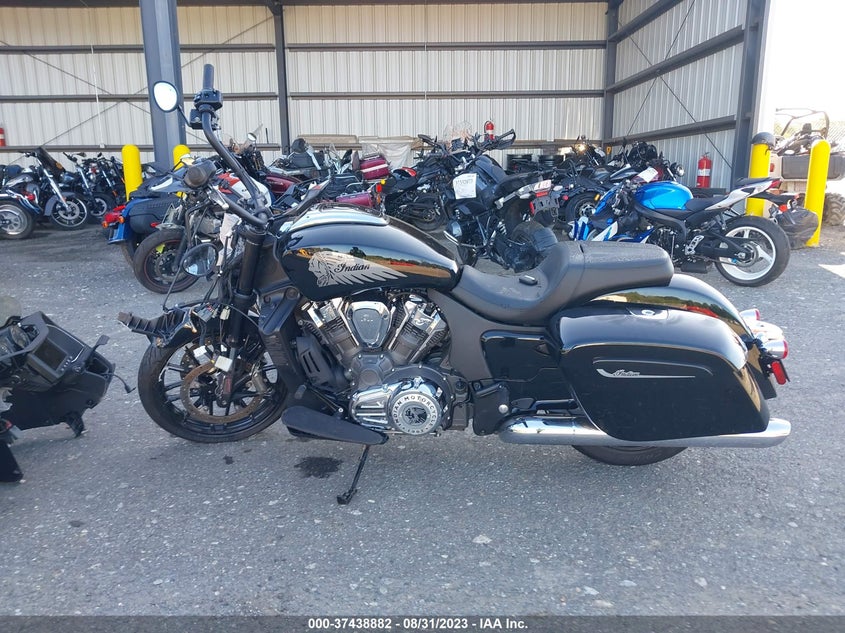 VIN 56KLCBRRXP3415752 2023 INDIAN MOTORCYCLE CO. CHALLENGER