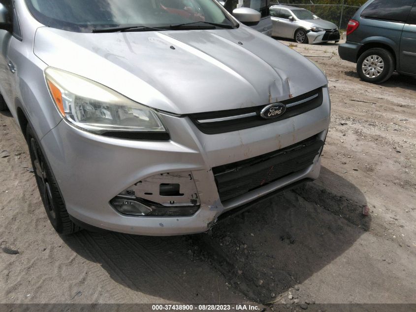 2015 FORD ESCAPE SE - 1FMCU9GX4FUB77026