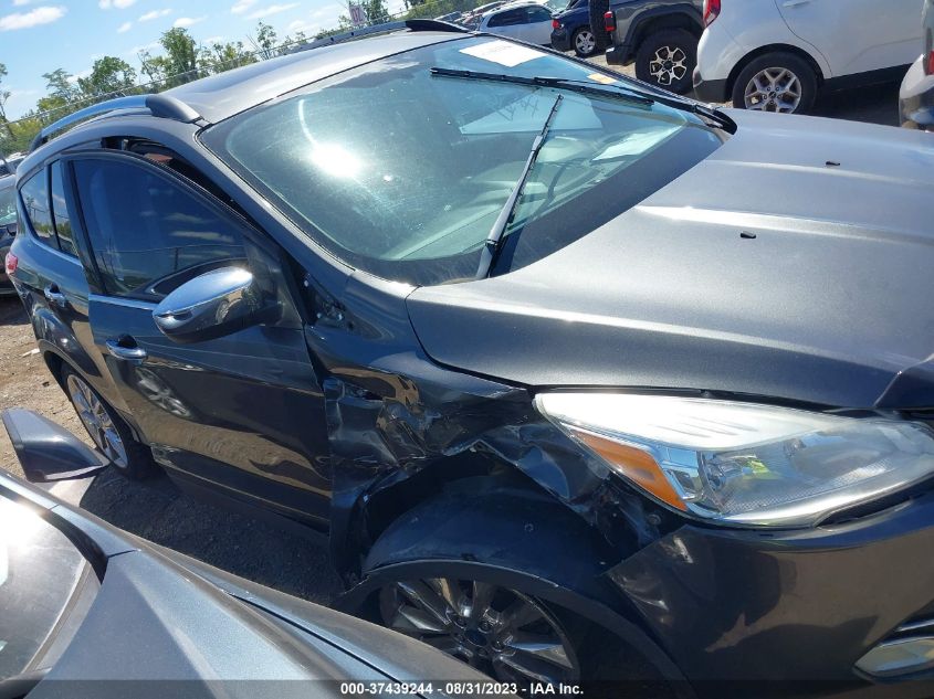 2015 FORD ESCAPE SE - 1FMCU0G98FUB51896