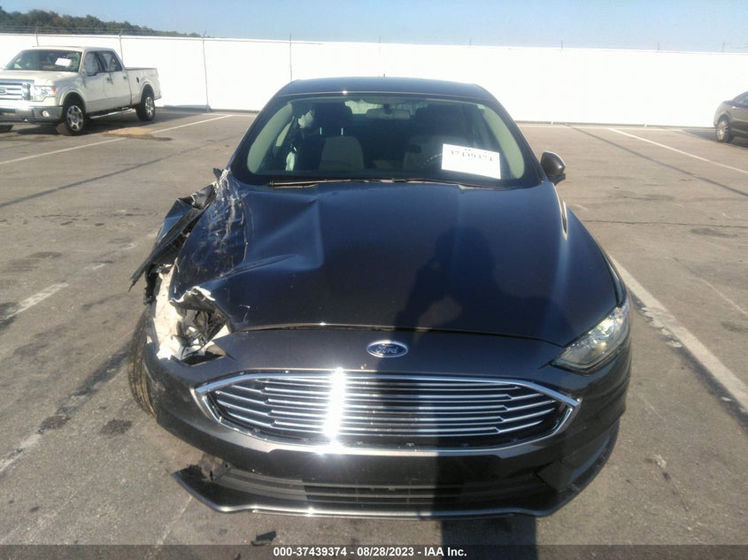 VIN 3FA6P0H74JR131222 2018 FORD FUSION SE